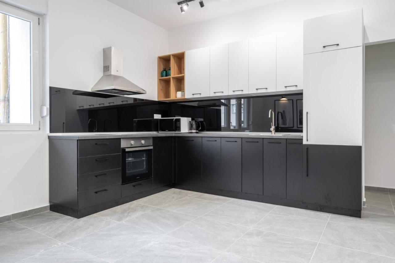 Relax Apartament In Piata Universitatii بوخارست المظهر الخارجي الصورة