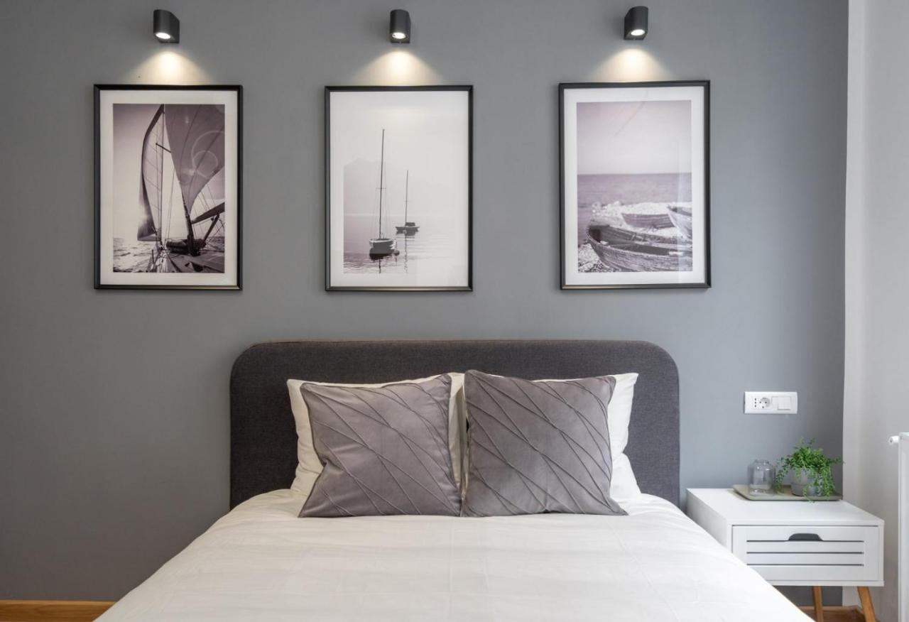 Relax Apartament In Piata Universitatii بوخارست المظهر الخارجي الصورة